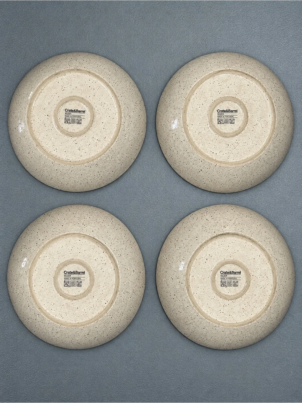 Crate&Barrel set pasta